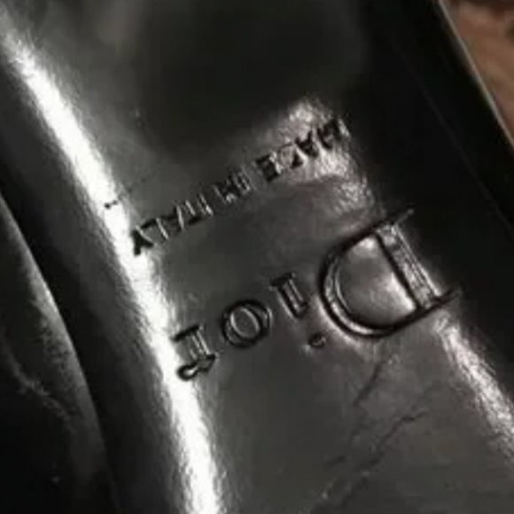 Like New Chrisitan Dior Authentic in like New Condition! No ware to heel! - Picture 9 of 10